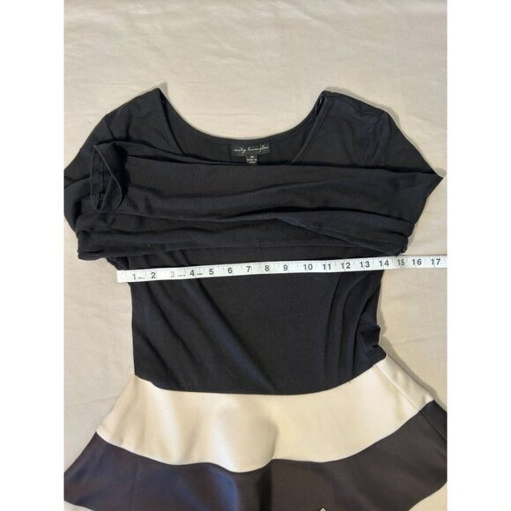 Women's City Triangles Black Long Sleeved White Strip Dress Size‎ Medium - Picture 6 of 13